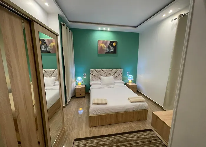 Farida Pyramid Boutique Hotel
